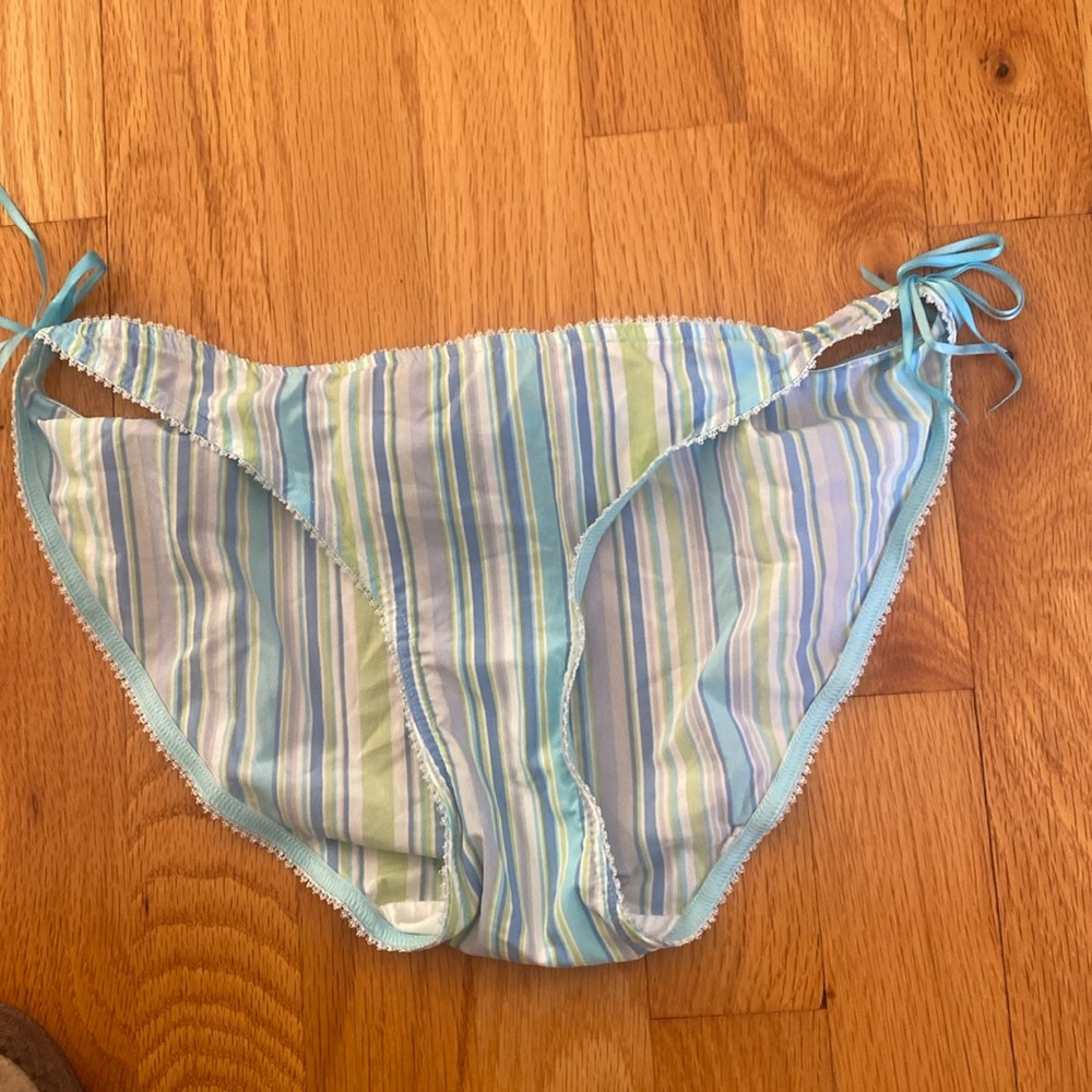 Express underwear size xs